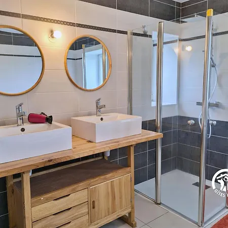 Domaine Du Trefle, 12 Personnes Bannes (Mayenne)