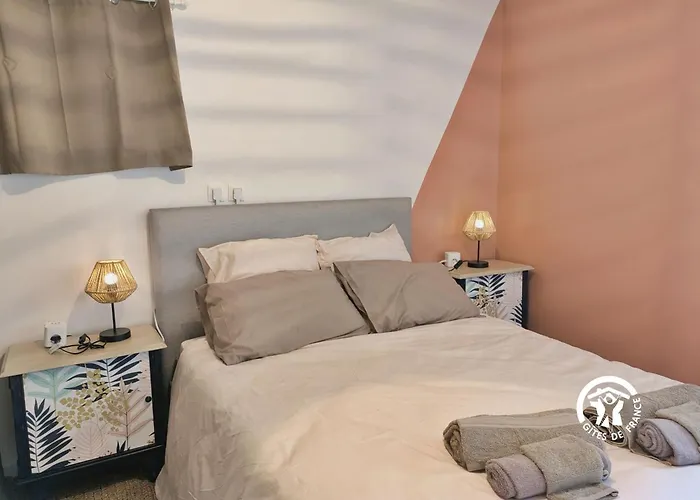 Domaine Du Trefle, 12 Personnes Nyaraló