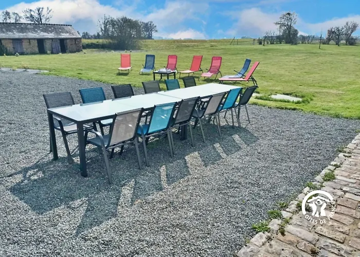 Domaine Du Trefle, 12 Personnes 度假居