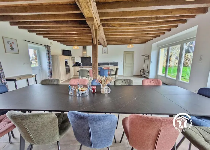 Domaine Du Trefle, 12 Personnes *